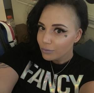 Meet your Posher, Kara